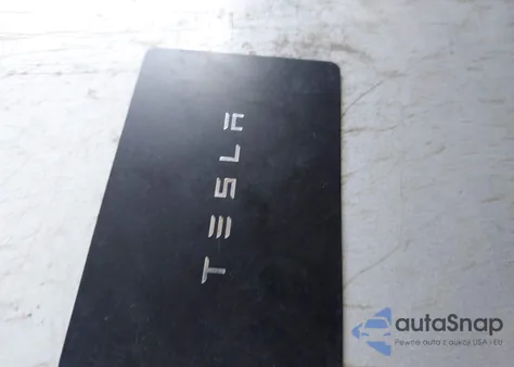 2018 Tesla Model 3 Long Range/Performance from USA, damaged, VIN 5YJ3E1EB2JF082671